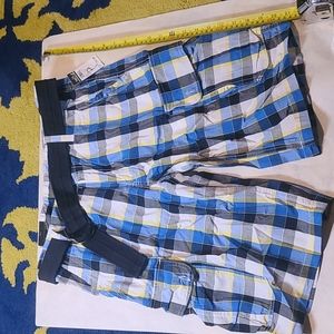 NWT men's Carbon Rue 21 size 31 cargo shorts